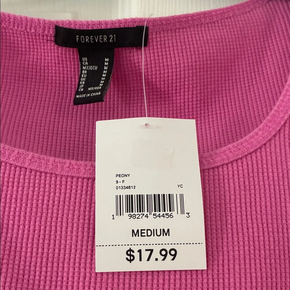 Forever 21 Fuchsia Long Sleeve Crop Top - Picture 2 of 2